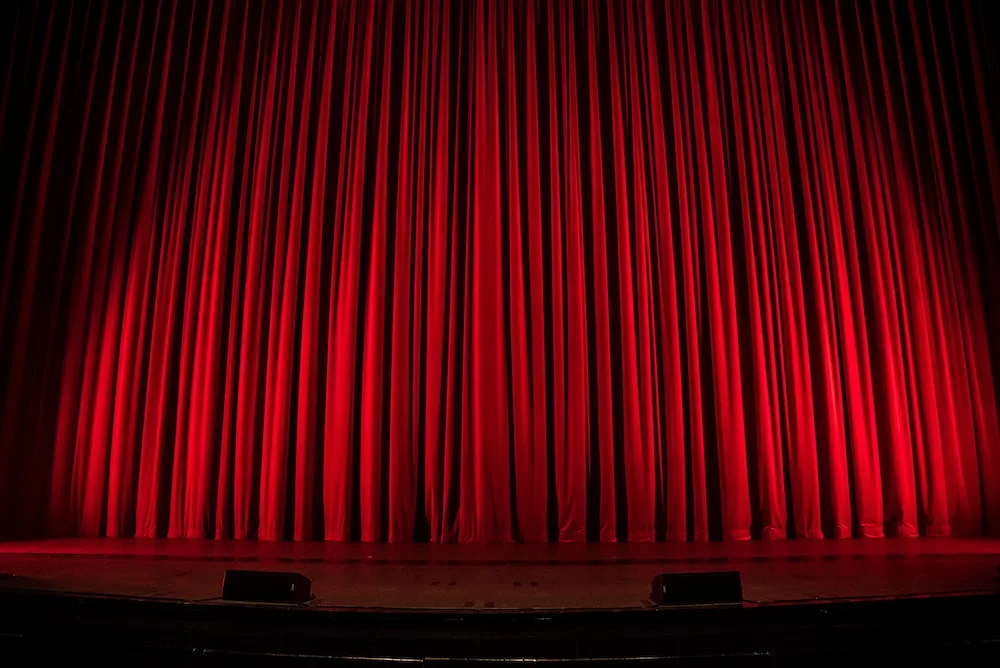 Why Royal Binge Is Dwarka’s Ultimate Private Theatre Destination 2 photo 1514306191717 452ec28c7814 jpg